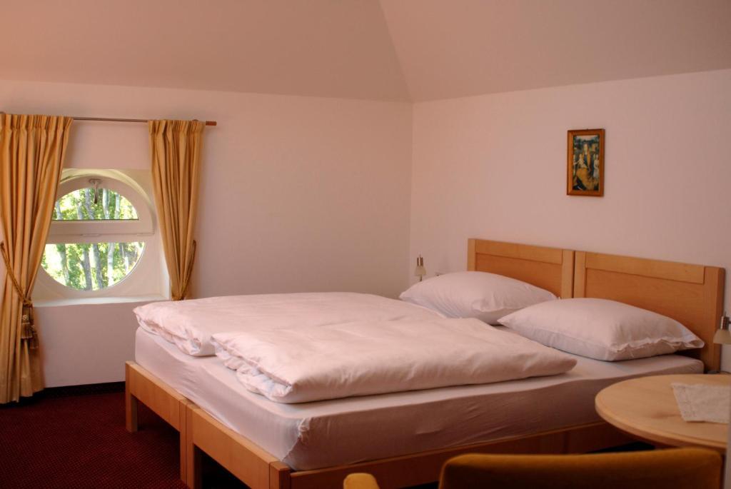 Hotel Dolomiten Collalbo Δωμάτιο φωτογραφία